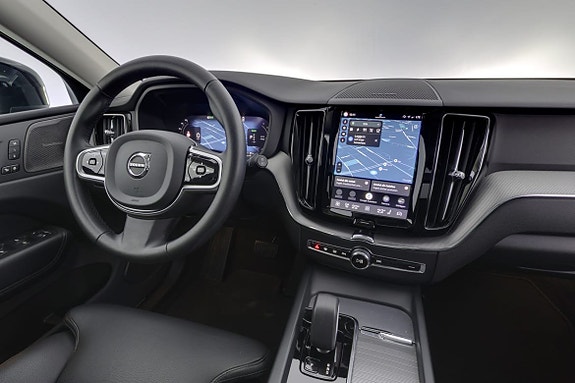 Volvo XC60 8 of 24