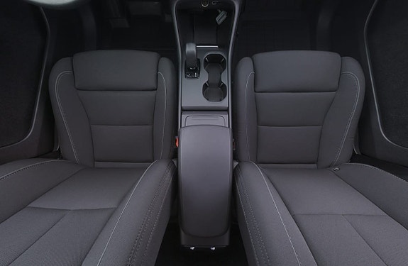 Volvo EX40 9 of 22