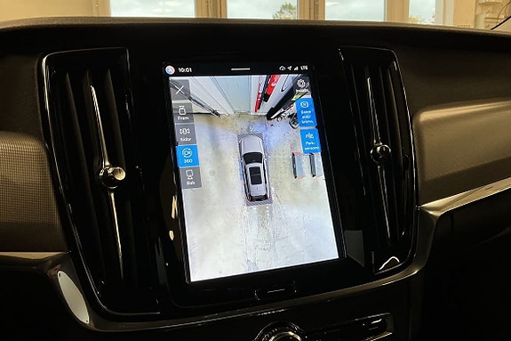 Volvo V90 26 of 30