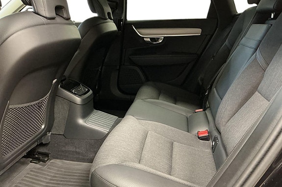 Volvo V90 14 of 30