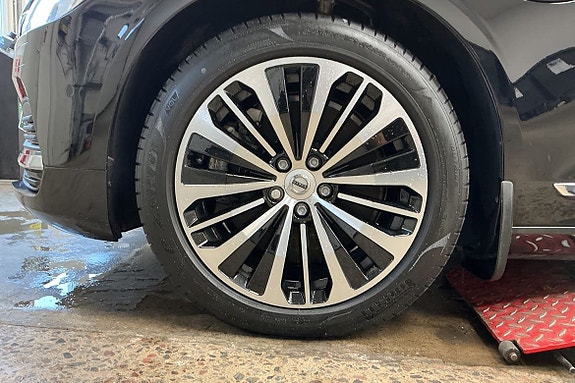 Volvo V90 18 of 30