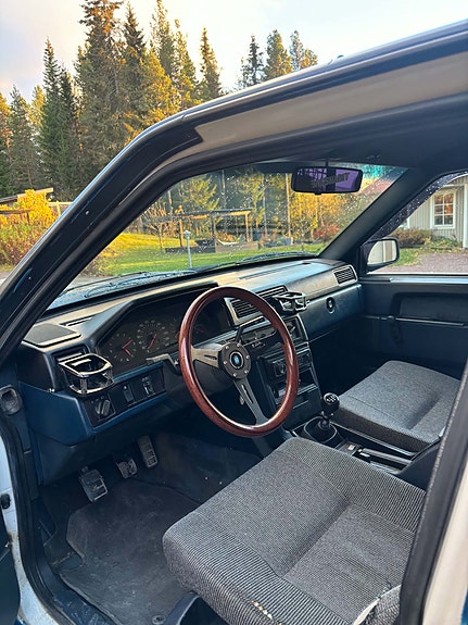 Volvo 740 5 of 6