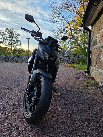 Honda CB 750 Hornet 3 of 3