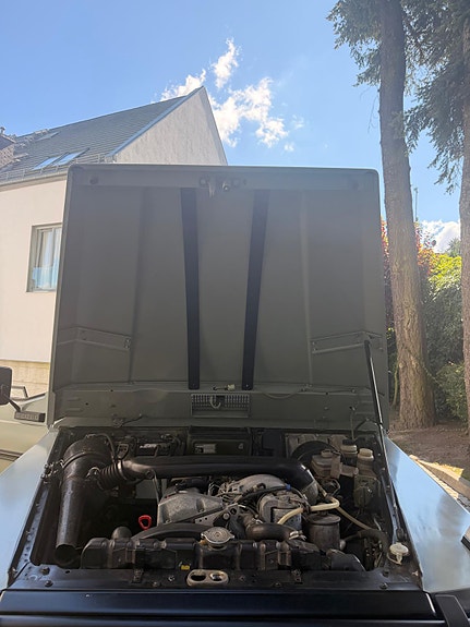 Mercedes-Benz G300 21 of 24