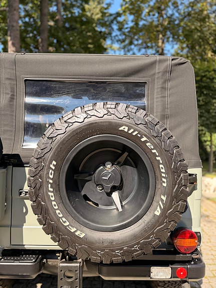 Mercedes-Benz G300 6 of 24