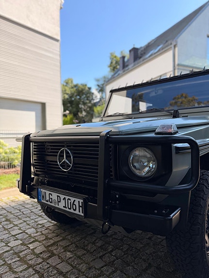 Mercedes-Benz G300 2 of 24