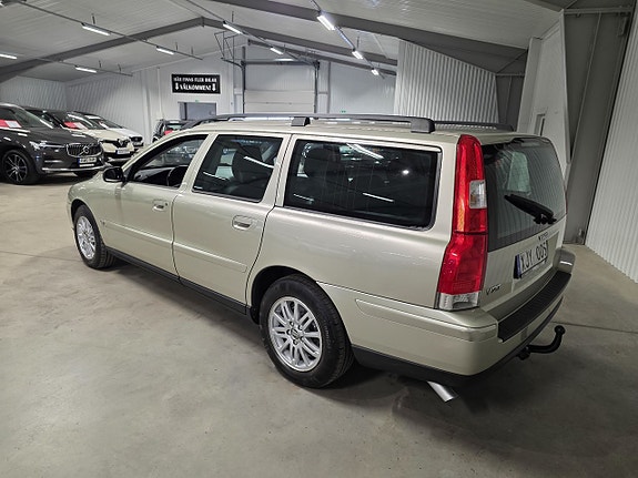 Volvo V70 5 of 9