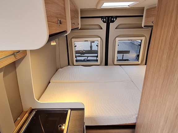Sunlight Cliff 540 Adventure 140 hk, automat, solcell, 3 sovplatser,  elpatron 14 of 25