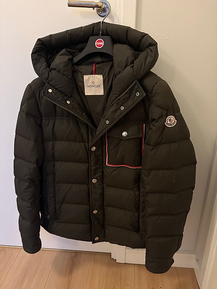 Moncler jacka