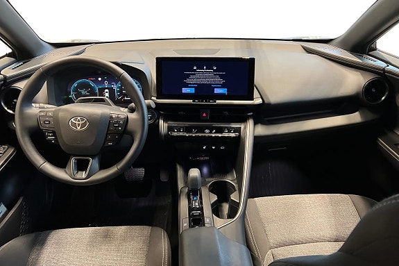 Toyota C-HR 9 of 24