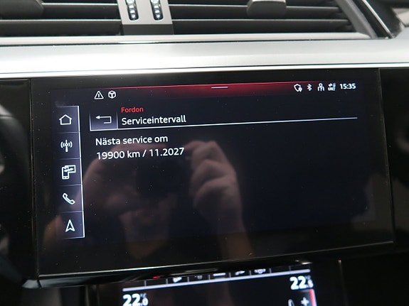 Audi Q8 e-tron 28 of 30