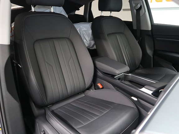 Audi Q8 e-tron 19 of 30