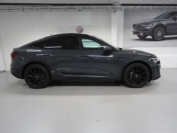 Audi Q8 e-tron 5 of 30