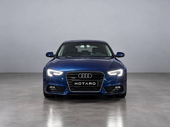 Audi A5 2 of 11