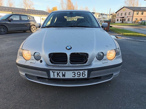 BMW 3-serie 2 of 6