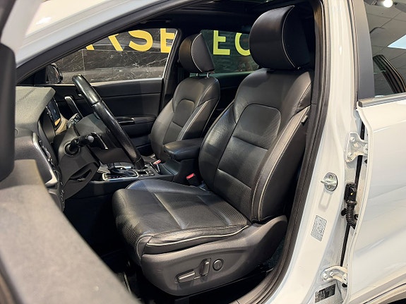 Kia Sportage 23 of 30