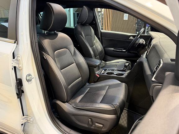 Kia Sportage 27 of 30