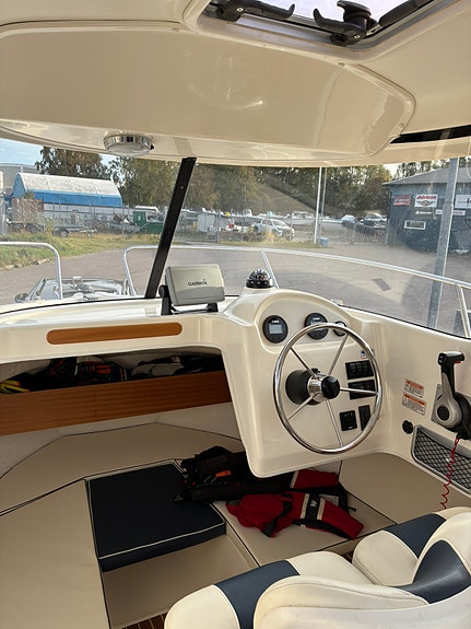 Quicksilver 640 PH 130HP Yamaha 6 of 7