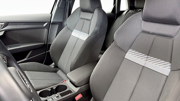Audi A3 8 of 12