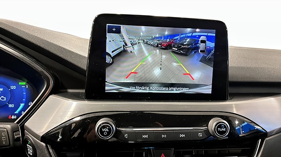 Ford Kuga 14 of 18
