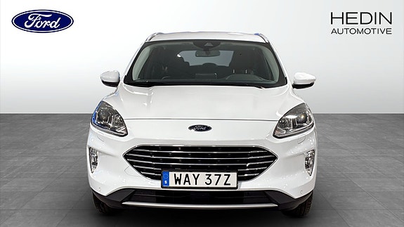 Ford Kuga 8 of 18