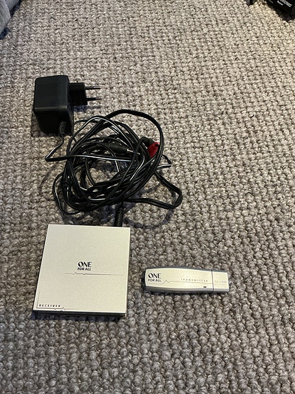 Product image 1 of 3