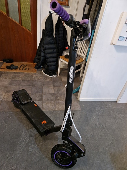 Product image 1 of 4