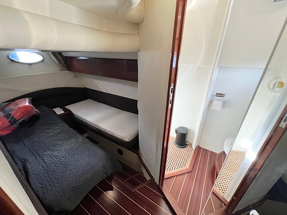 Princess V50 -99 | 2 x Volvo Penta TAMD122 EDC 620 hk | Byte 11 of 12