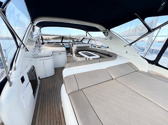 Princess V50 -99 | 2 x Volvo Penta TAMD122 EDC 620 hk | Byte 2 of 12