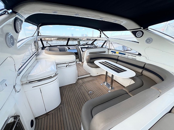 Princess V50 -99 | 2 x Volvo Penta TAMD122 EDC 620 hk | Byte 3 of 12