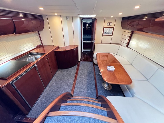 Princess V50 -99 | 2 x Volvo Penta TAMD122 EDC 620 hk | Byte 7 of 12