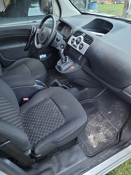 Renault Kangoo Express Maxi 4 of 8