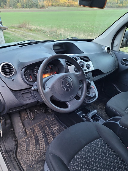 Renault Kangoo Express Maxi 8 of 8