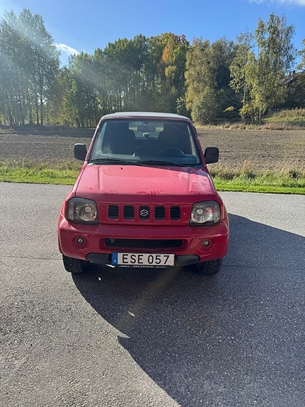 Suzuki Jimny 2 of 5