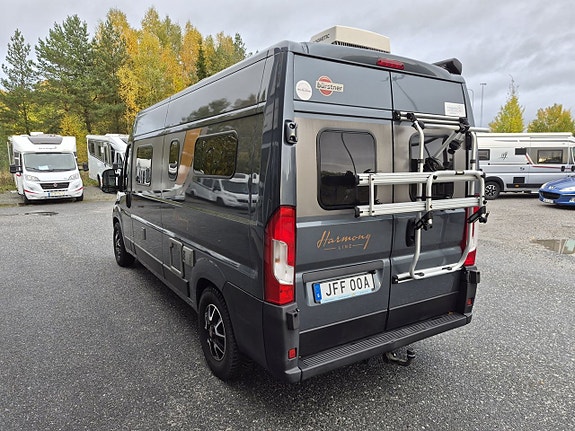 Bürstner Harmony Line dubbla AC, 2 sitt och sovplatser, dragkrok, dieselvärme 5 of 26