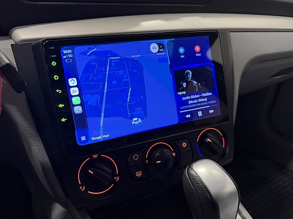 BMW 120i 13 of 20