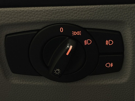 BMW 120i 12 of 20