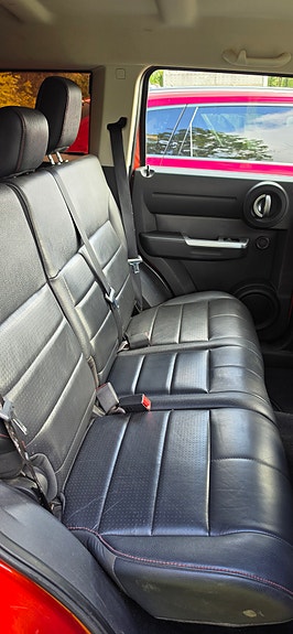 Dodge Nitro 5 of 7