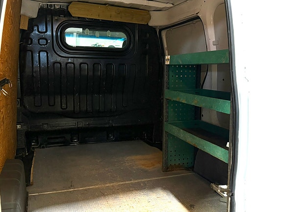 Nissan NV200 11 of 13