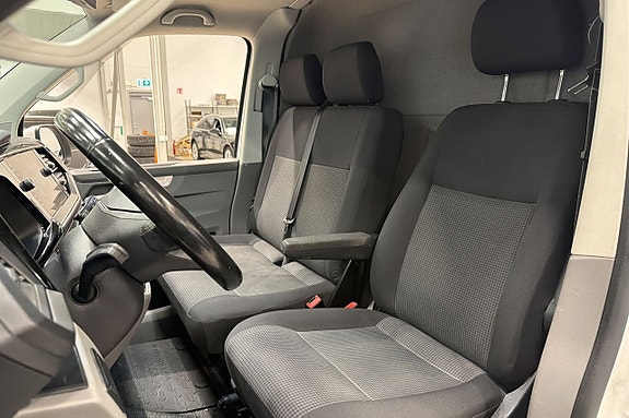 Volkswagen Transporter 18 of 22
