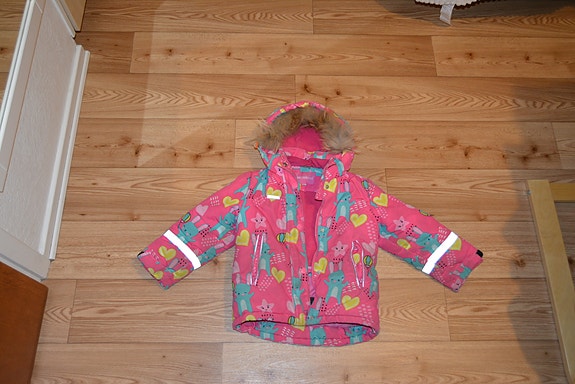 Product image 1 of 3