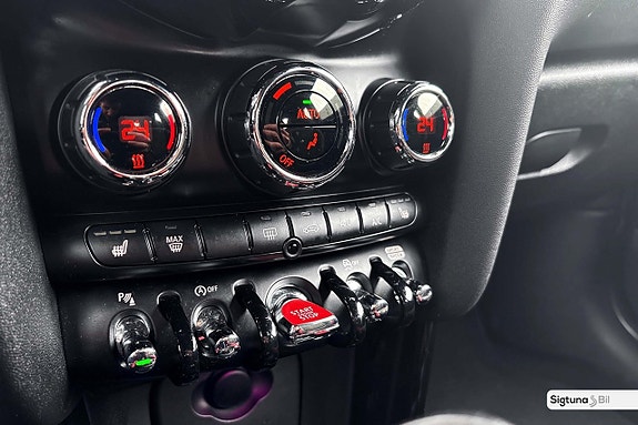 MINI John Cooper Works 23 of 26