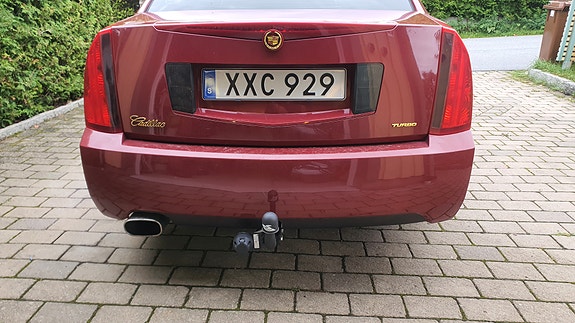 Cadillac BLS 12 of 12
