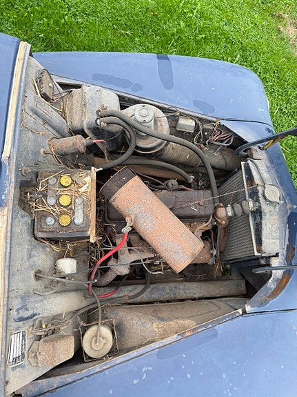 Volvo PV 4 of 22