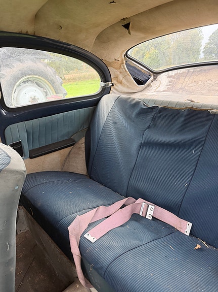 Volvo PV 8 of 22
