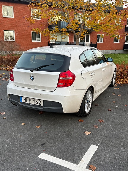 BMW 120d 4 of 6
