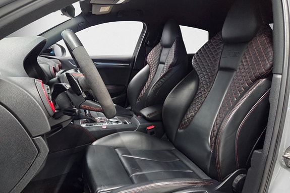 Audi RS3 10 of 24