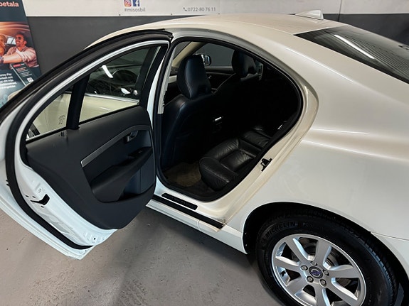 Volvo S80 17 of 30