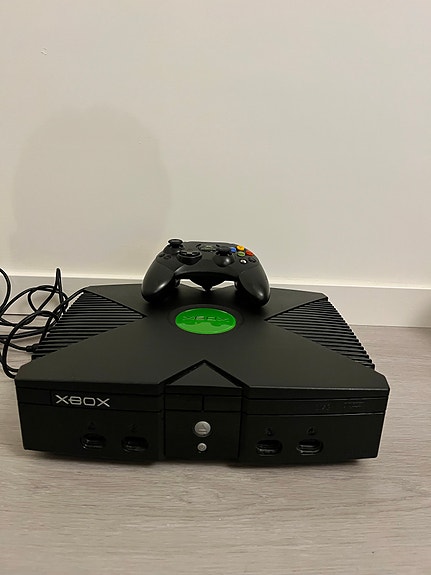 Product image 1 of 2