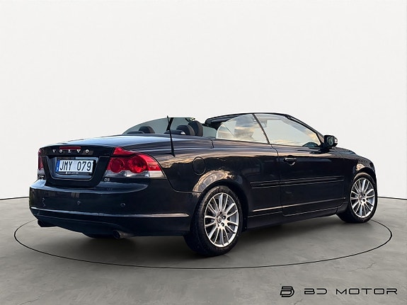 Volvo C70 3 of 17